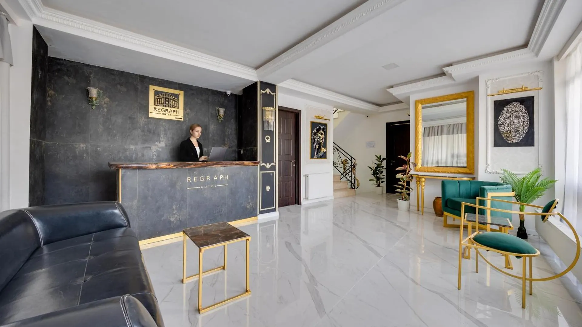 Regraph Hotel Tbilisi 4*,