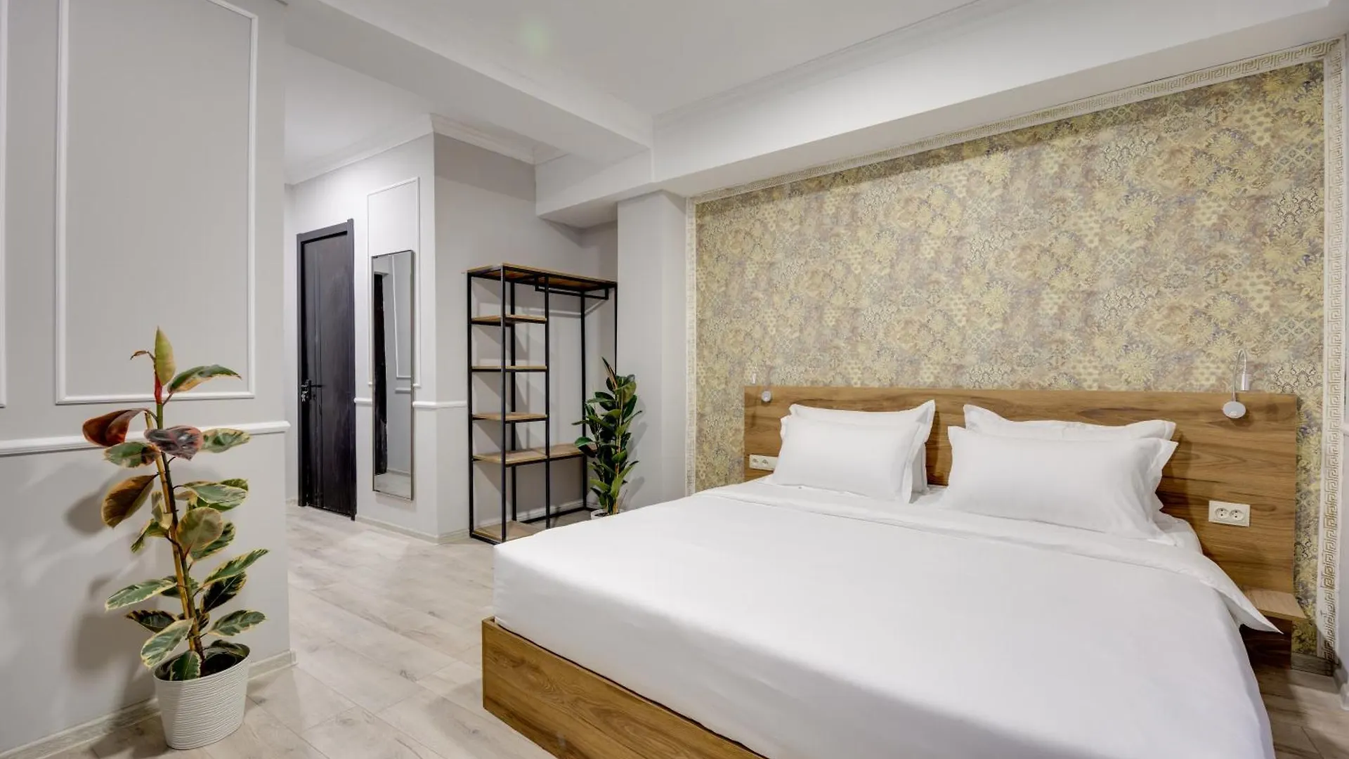 Regraph Hotel Tbilisi