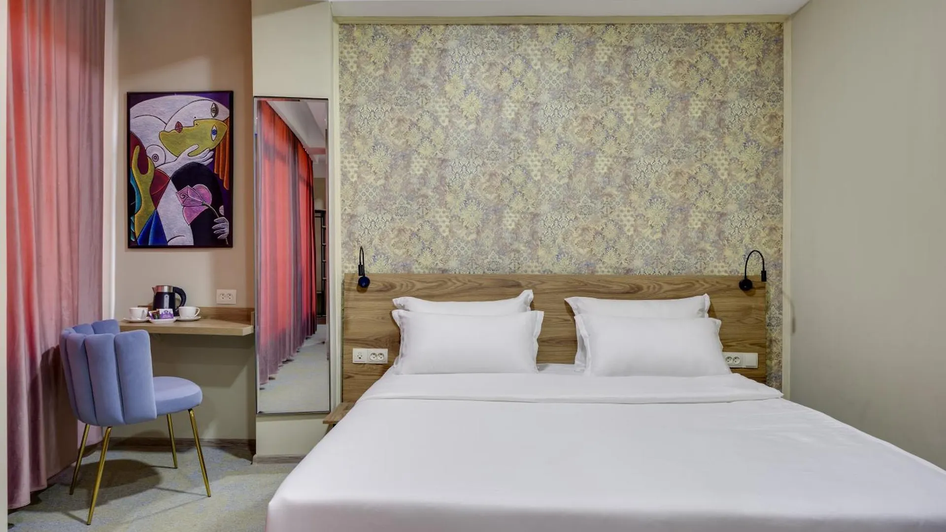 Regraph Hotel Tbilisi