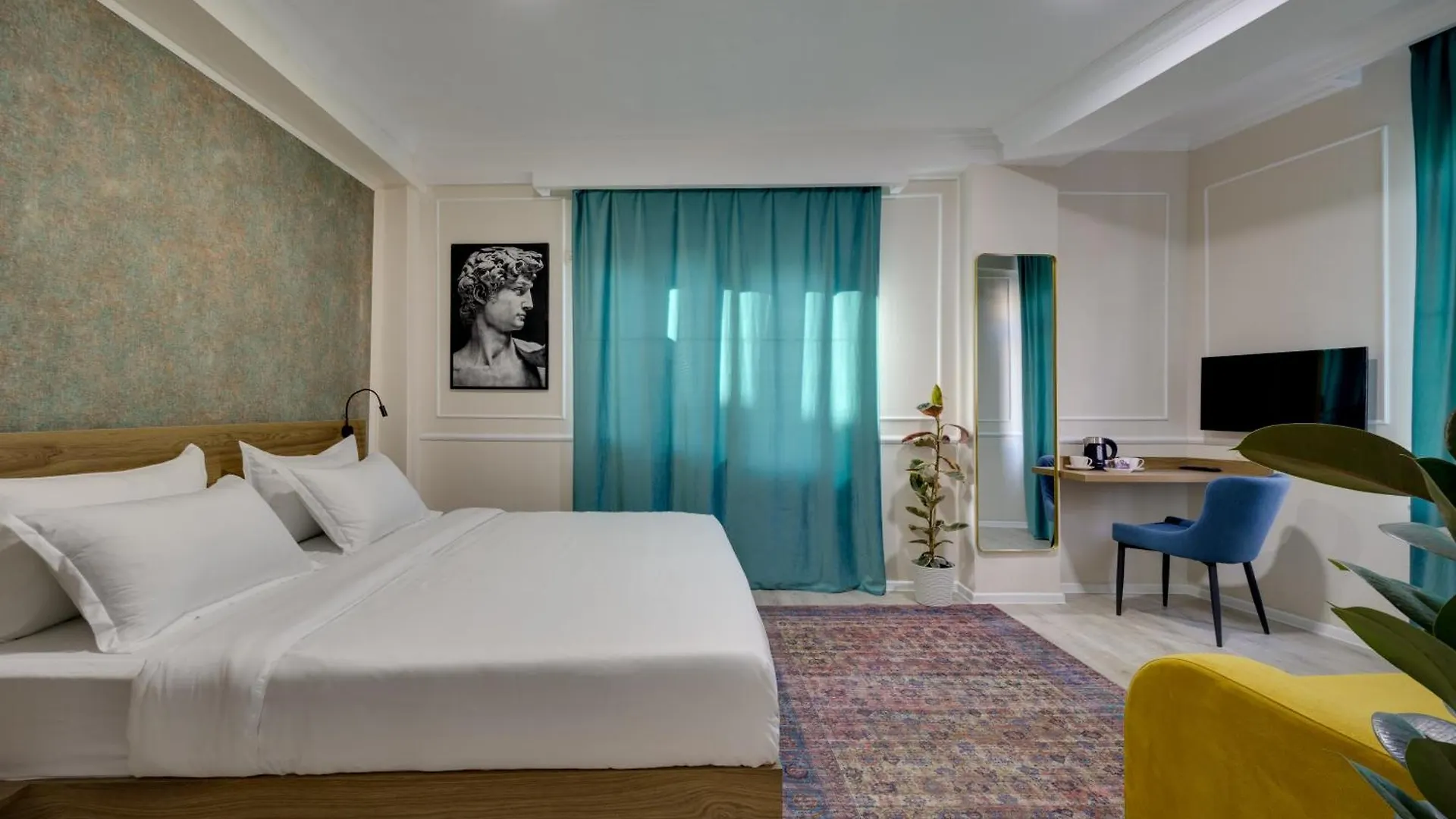 Regraph Hotel Tbilisi
