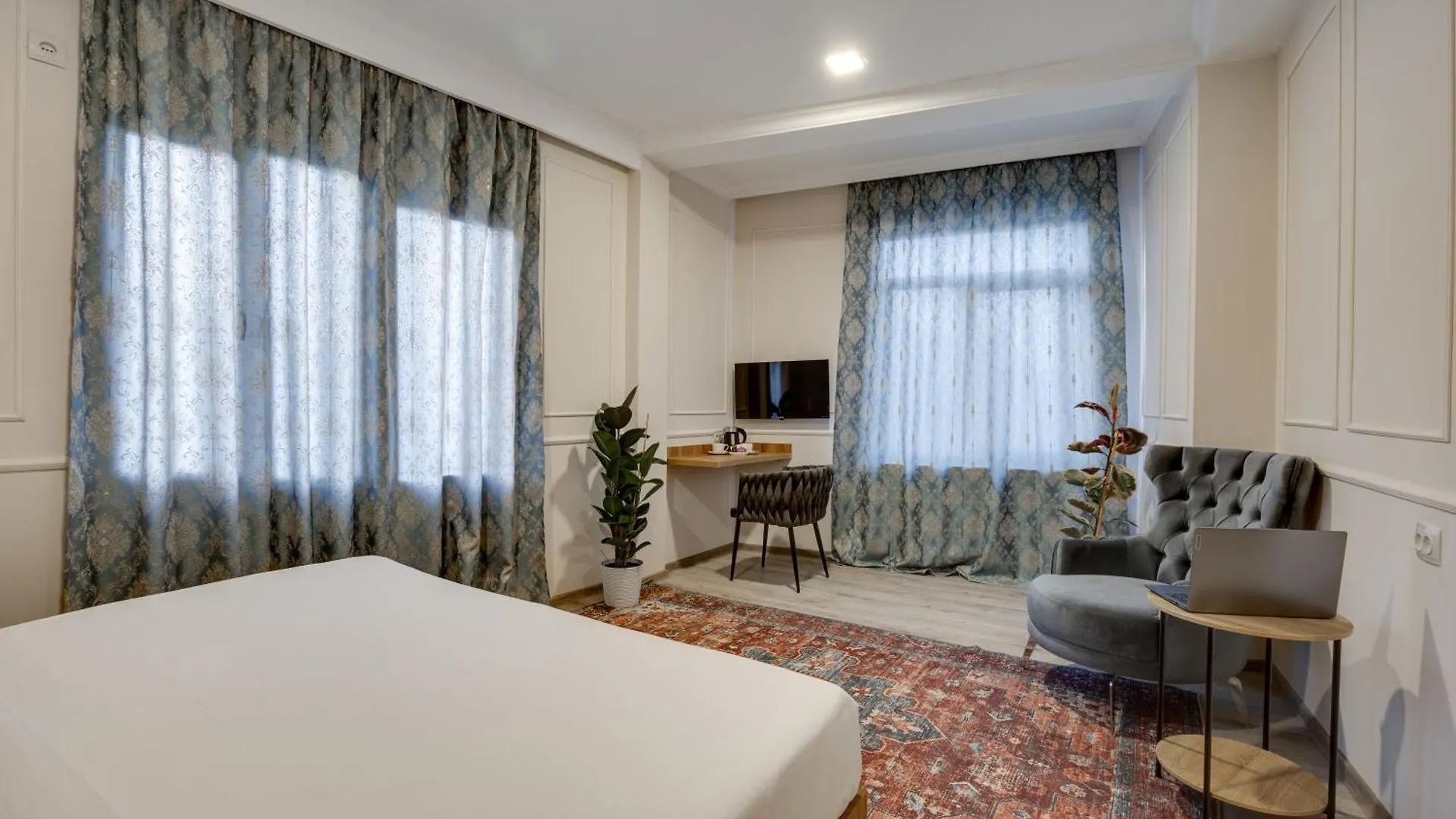 Regraph Hotel Τυφλίδα